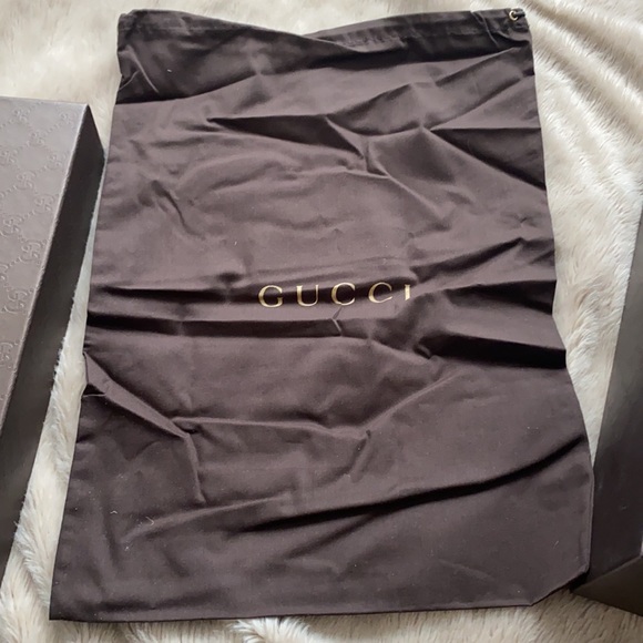 Authentic Vintage Gucci shoe box with the dust bag - Picture 5 of 7